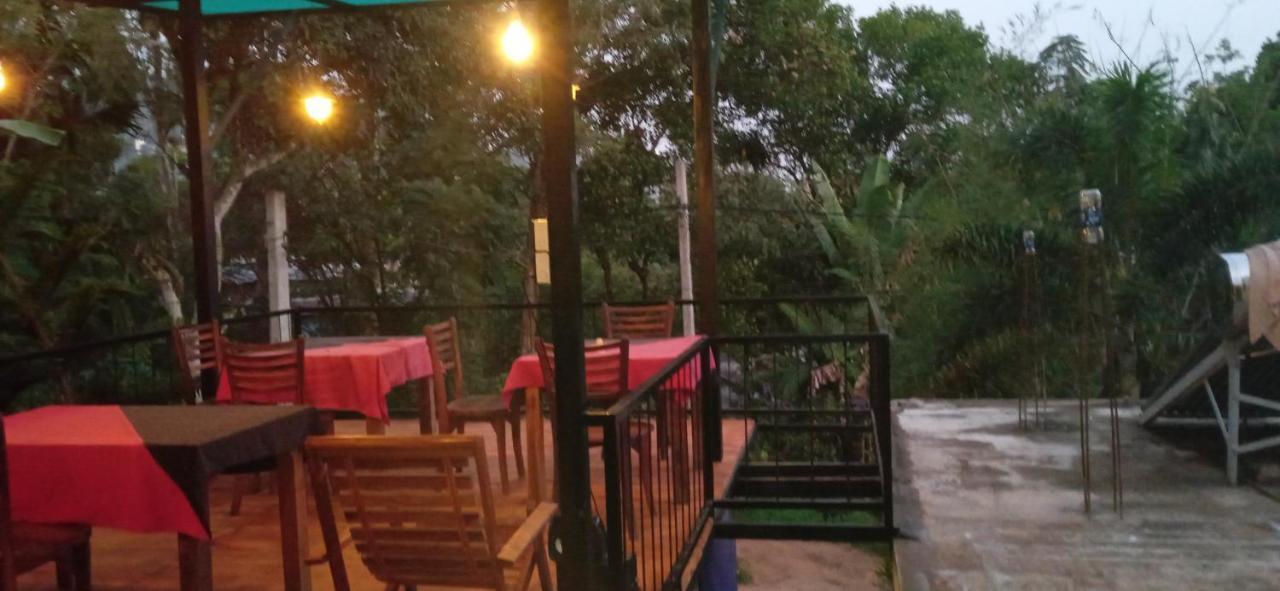 Mc Queen Homestay Ella Exterior photo