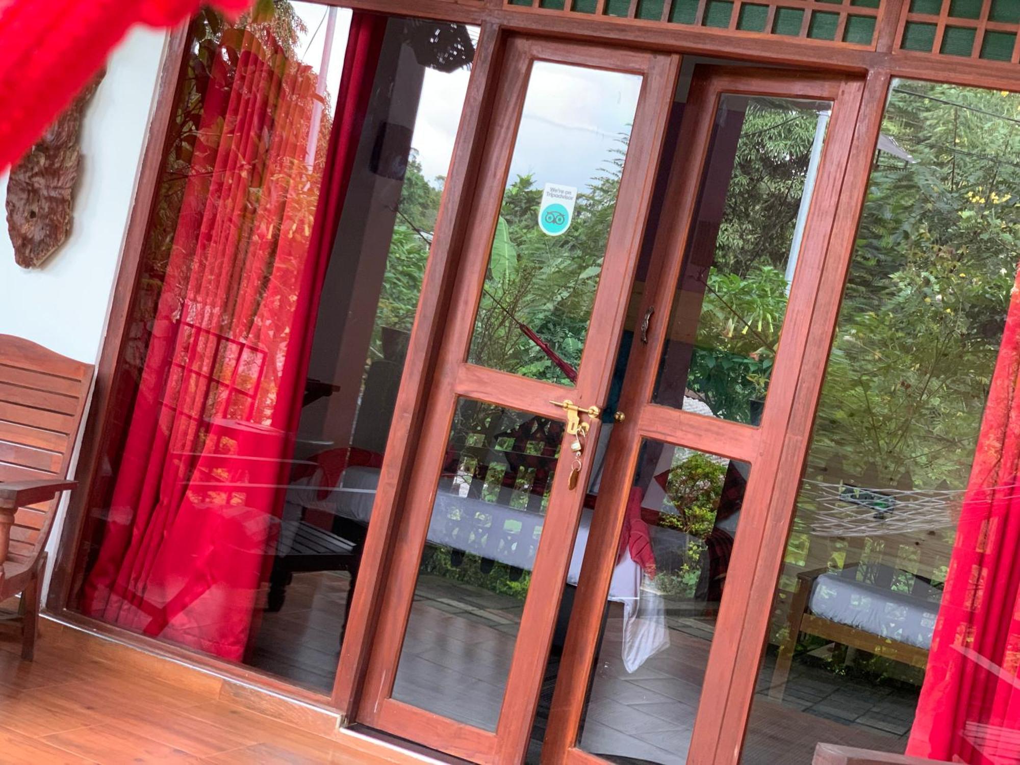 Mc Queen Homestay Ella Exterior photo